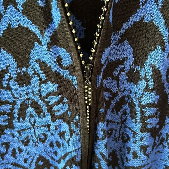CJ Banks 2 Piece Black and Blue Full Zip Cardigan And Matching Tank - Picture 5 of 7